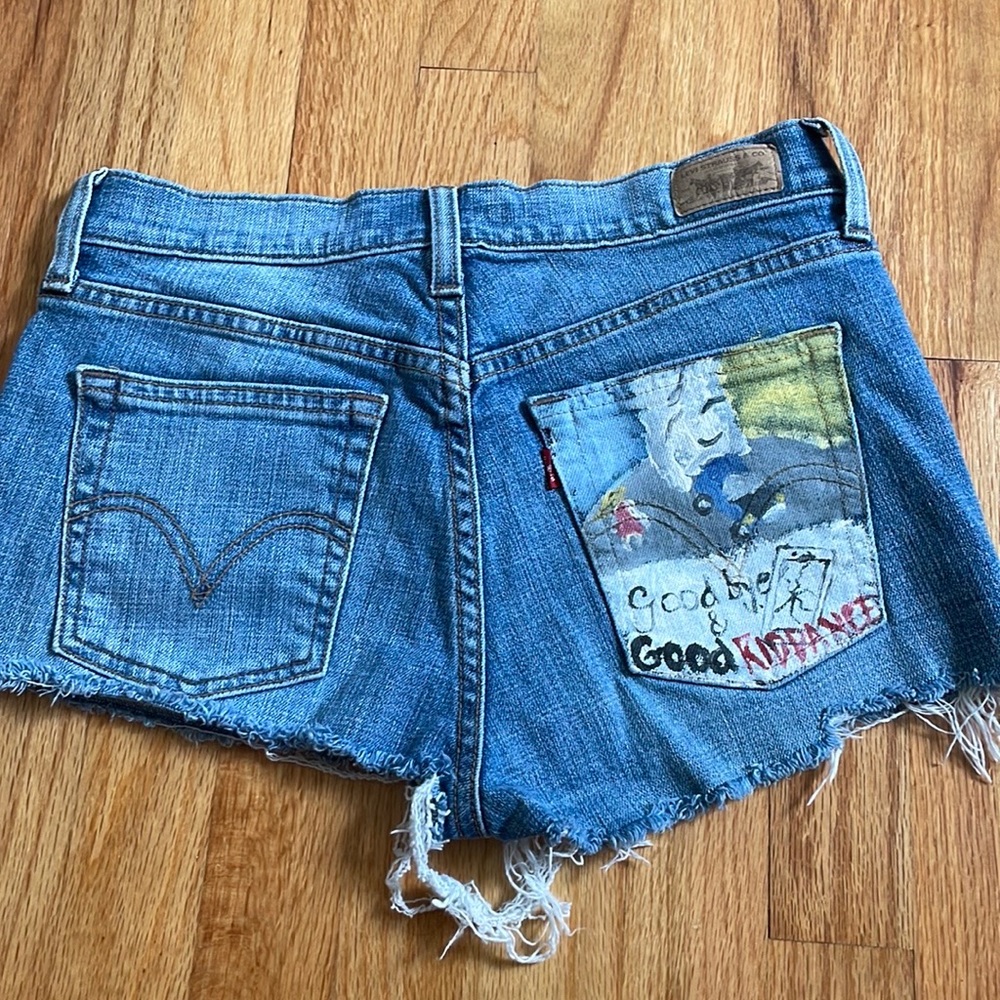 ONE OF A KIND LEVI SHORTS (custom painted JUICE WRLD pocket)
